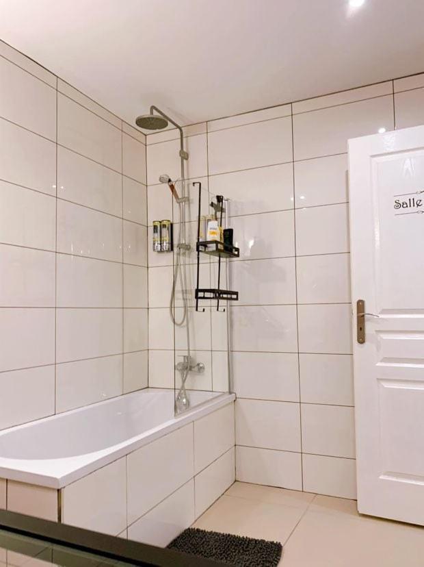 Chambre 26M - Salon Et Kitchenette Prive - Wifi Woippy Eksteriør bilde